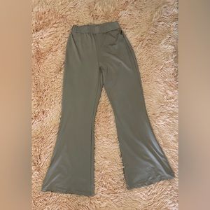 Grayish/Purple Bell bottom leggings